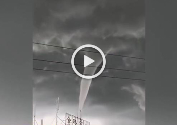 壮观!西藏56年来首次观测到龙卷风